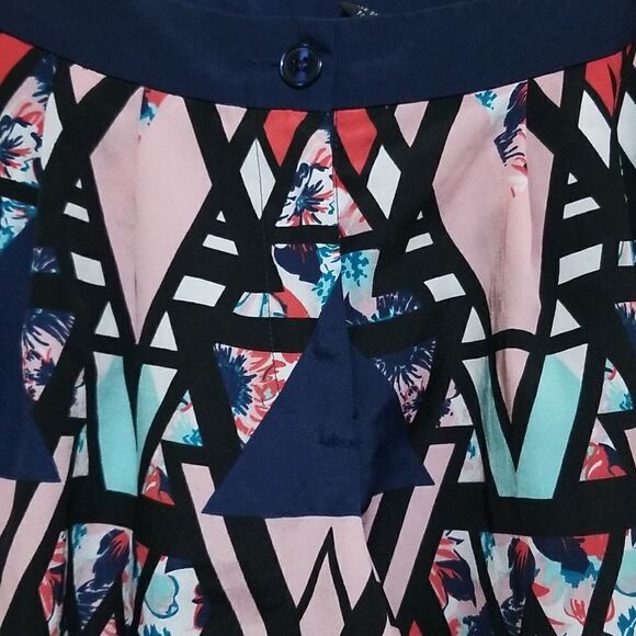 Fire Los Angeles Blue Multicolored Shorts Sz Small - Picture 4 of 7